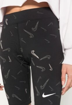 Nike Sportswear Shorts - Black/White -OXMO Ventas 0244e401d09d4d44acc3a4ad289a8feb