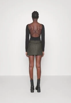 Elbe - Minifalda - Grey -OXMO Ventas 02abc64abae94ef78db67489c3baf0c3