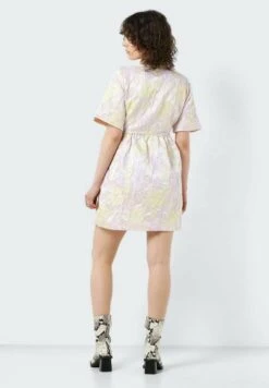 Noisy May Strukturiertes - Vestido Informal - Cherry Blossom 10 Noisy May Strukturiertes - Vestido Informal - Cherry Blossom -OXMO Ventas 145b8d564f2e4baa835f1c9cfba4bd0d