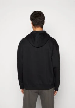 WEEKDAY Oversized Embroidered Hoodie Unisex - Jersey Con Capucha - Black 10 WEEKDAY Oversized Embroidered Hoodie Unisex - Jersey Con Capucha - Black -OXMO Ventas 2ce5826c5b7843339cfe3274438a842a