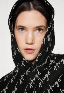 Hugo Jersey Con Capucha - Open Miscellaneous -OXMO Ventas 34cf0c26dec24171b0a1442e9bc04470