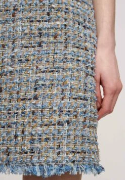 LUISA SPAGNOLI Fedina - Minifalda - Var Celeste -OXMO Ventas 4b674d5423b54814ac3854f664b85c2f