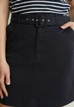 Set 2 Teile 1 Preis - Shorts - Dark Blue -OXMO Ventas 4efdbd64765742fabf631a2144e0c3f0