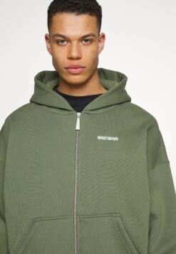 Diago Hooded Zip Jacket Deep Lichen Green Unisex - Sudadera Con Cremallera - Deep Lichen Green -OXMO Ventas 534ba0d024584034b7081c483c864fbe