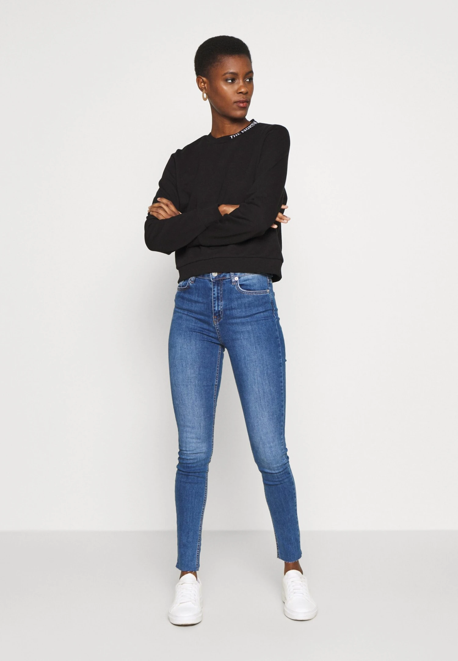 The North Face Zumu Crew- Sudadera - Black 4 The North Face Zumu Crew- Sudadera - Black - Imagen 2