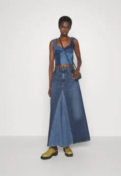 The Vogel Skirt - Falda Vaquera - Whitely -OXMO Ventas 563eb36e38a447598de85b1c6795564f