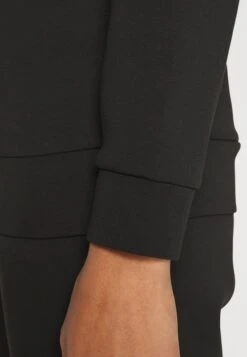 Calvin Klein Minimal Logo Hoodie - Sudadera - Black -OXMO Ventas 5a5a4ba218334aa38bd3876c0bfc4fa2