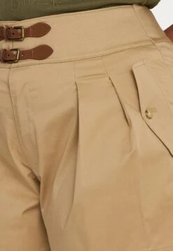 Araceli Flat Front - Shorts - Birch Tan -OXMO Ventas 5bc3424bb92347e0acf4deae3f2e1665