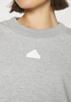 Adidas Sportswear Crew - Sudadera - Medium Grey Heather -OXMO Ventas 5e86a1e431d94e788691c8457b1a3798