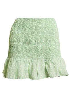 Glamorous Care Smocked With Ruffle Hem - Minifalda - Green Ditsy Flower