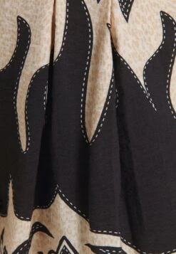 Artwork - Shorts - Black -OXMO Ventas 7bfc771af30c4097a5beca623c7655f4