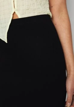 2 Pack - Falda De Tubo - Black/Light Green 15 2 Pack - Falda De Tubo - Black/Light Green -OXMO Ventas 7cec202c05ae43af9a2e5b0931272b72