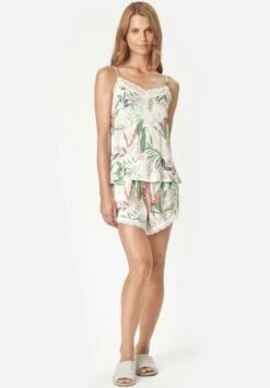 Kaitlyn - Shorts - Multi Coloured -OXMO Ventas 86ab1f819b24456b802d16d0dd7adac3