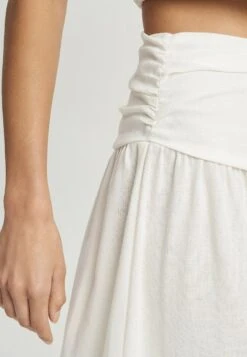 Calli Matisse - Falda Larga - White 12 Calli Matisse - Falda Larga - White -OXMO Ventas 89ecb7153c8e4191ae21450c1ccd0b85