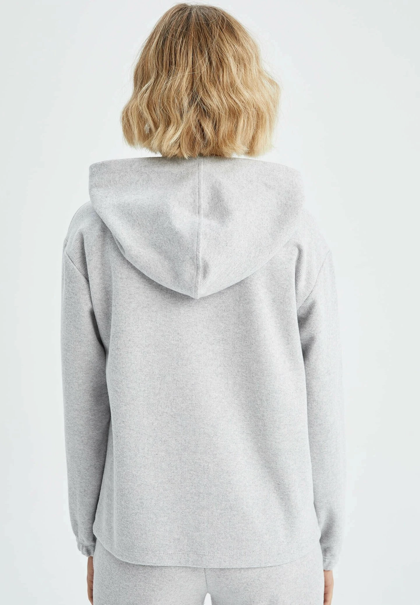 DeFacto Regular Fit - Camiseta De Manga Larga - Grey 5 DeFacto Regular Fit - Camiseta De Manga Larga - Grey - Imagen 3