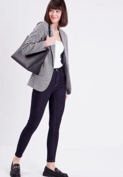 Standard - Vaqueros Pitillo - Denim Brut -OXMO Ventas 9d04973bd799404ea8558b0c16971f02