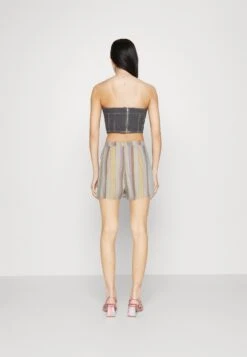 ONLY Onltine With Wrap Effect - Shorts - Whitecap Gray Clear Sky/Purple Rose/Sundress -OXMO Ventas 9d93427c1d994133a29a1140ecf58d33