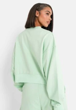 SIXTH JUNE Basic - Sudadera - Light Green -OXMO Ventas a2c9545d96e041c995d224f7833469a7