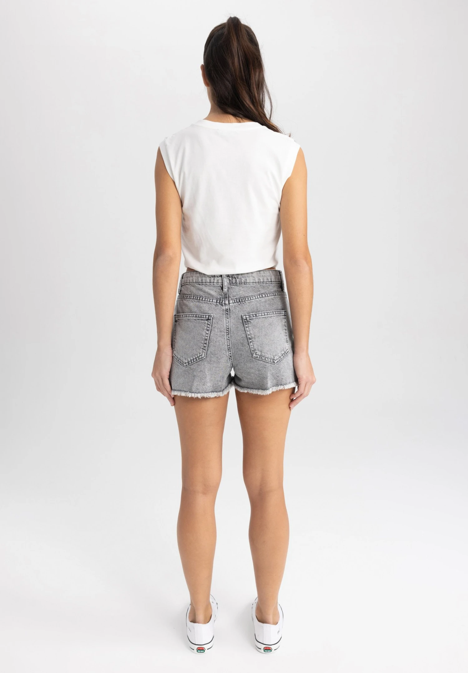 DeFacto Hot - Shorts Vaqueros - Grey 5 DeFacto Hot - Shorts Vaqueros - Grey - Imagen 3