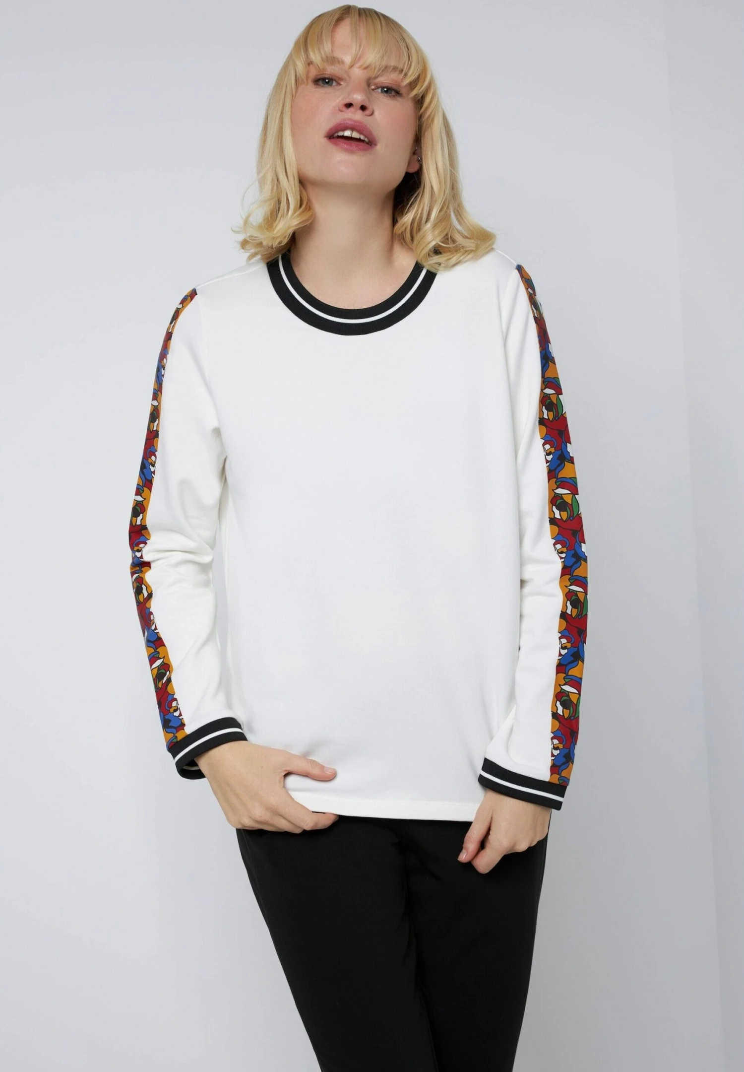 Sudadera - Cremé 8 Sudadera - Cremé - Imagen 6