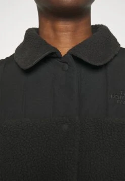 The North Face Cragmont Shacket - Forro Polar - Black -OXMO Ventas a937aa5119aa45b6a32be637b3779169