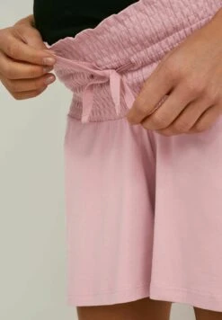 Shorts - Pink 11 Shorts - Pink -OXMO Ventas d96444d827aa4718bb22b848de920d72