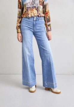 Alice + Olivia Vaqueros Boyfriend - Ivy Blue