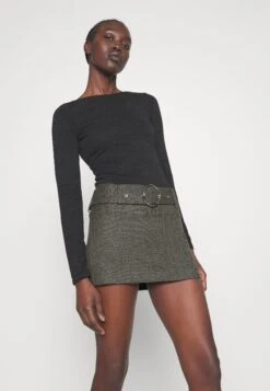 Elbe - Minifalda - Grey -OXMO Ventas dc00cffa9408496082843c8f238c7a04