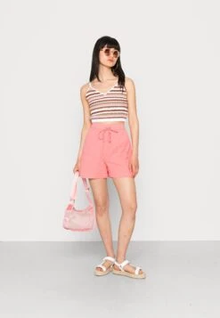 Pieces Tina Hw Bc Sww - Shorts - Strawberry Pink -OXMO Ventas e36769271ce243798186f33ca97c6259