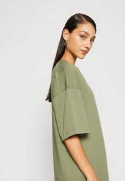 Tera Dress - Vestido Ligero - Green -OXMO Ventas e8a250ca6dc74689a7b1ed3263ad79fb