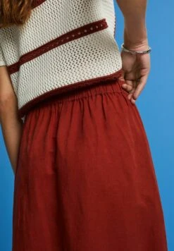 ESPRIT Light- Falda Acampanada - Terracotta New 17 ESPRIT Light- Falda Acampanada - Terracotta New -OXMO Ventas ee39f226c7ca4630aeaadffa0305a0b2