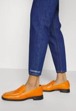 Calvin Klein Jeans Mom - Vaqueros Boyfriend - Denim Medium 13 Calvin Klein Jeans Mom - Vaqueros Boyfriend - Denim Medium -OXMO Ventas ee4bd0258ad843f4ba42e7ddd53c5a3d