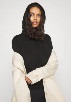 Calvin Klein Minimal Logo Hoodie - Sudadera - Black -OXMO Ventas ef7d2b3970dd4a85ac30450d0640b025