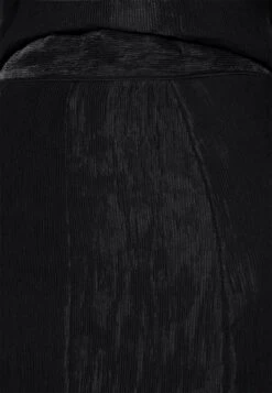 Selected Femme Madina Long Skirt - Falda Larga - Black -OXMO Ventas efaf9276f07e4524acd3eec2810ea5c9