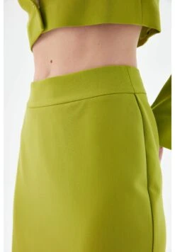 Falda De Tubo - Lime -OXMO Ventas f14b2f34cfb3418c9298da774fff43ec